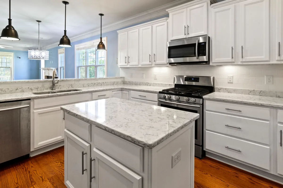 Filth & Squalor Cleanup in Black Diamond, FL